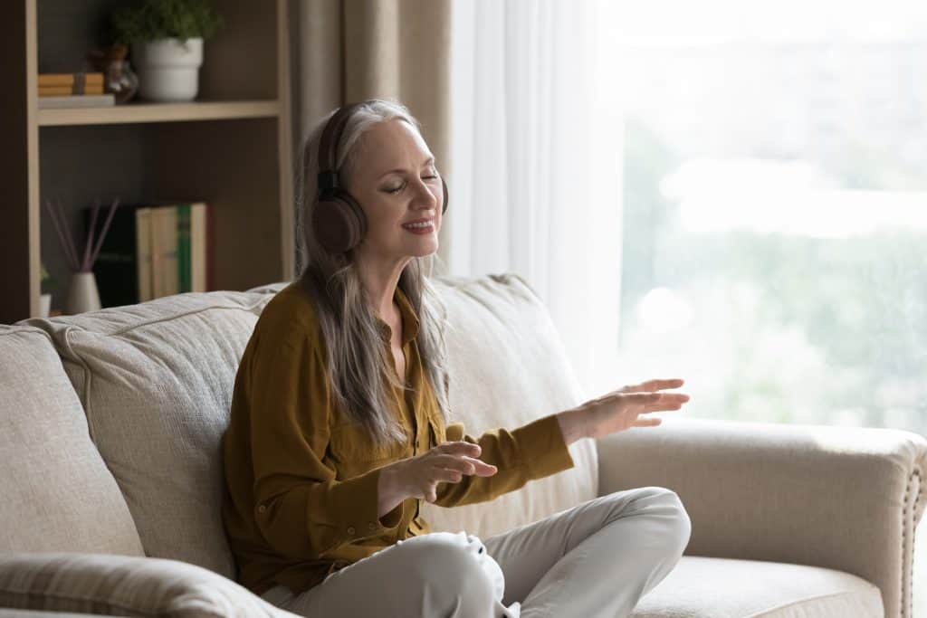 person engaging in a bottom down approach during online therapy 
